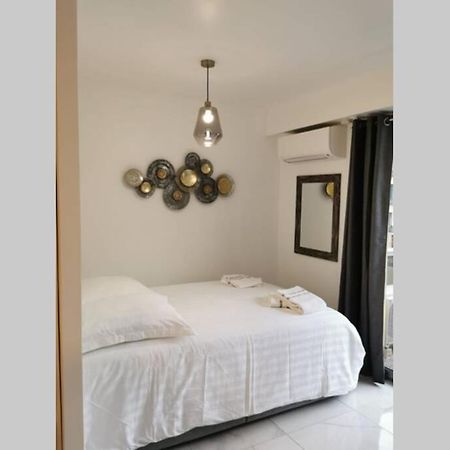 Cosy Studio 200 M From Nice Beach & Promenade Des Anglais Apartment Luaran gambar